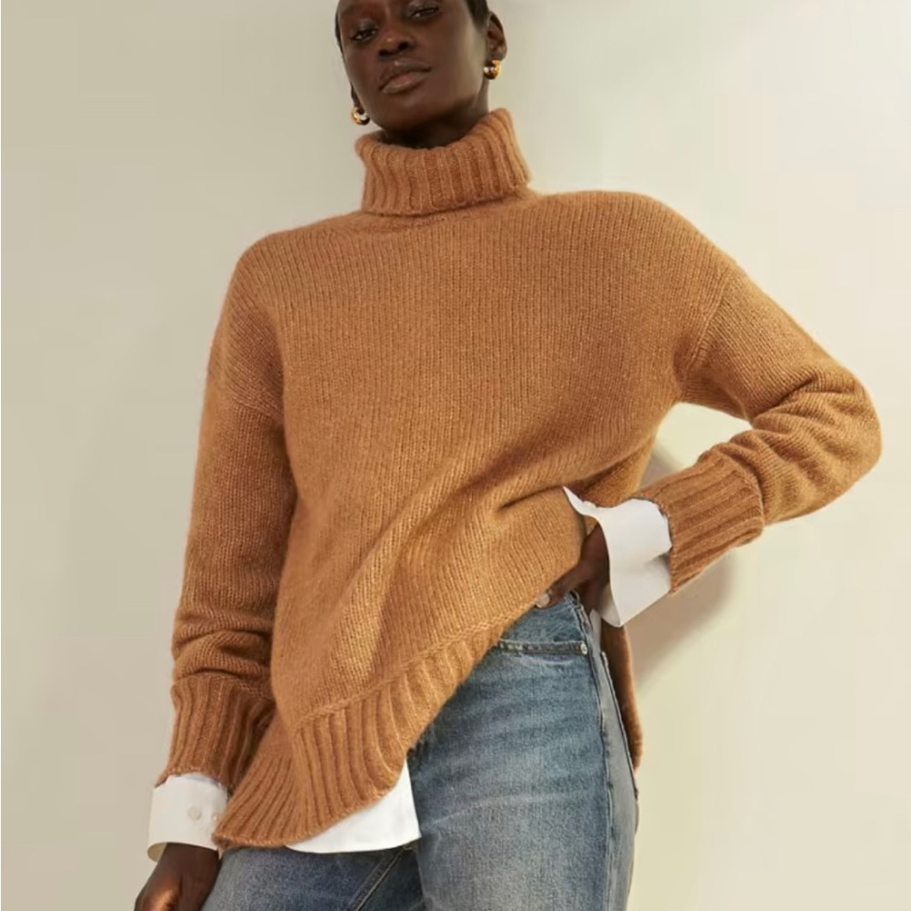 Everlane long turtle neck nwot